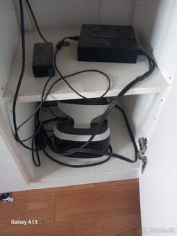 Playstation 4 - 2