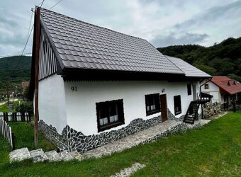 Na predaj zrekonštruovaný rodinný dom v Čiernej Lehote - 2