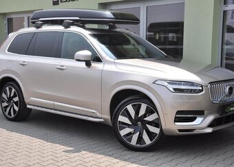 Volvo XC90 T8 AWD ULTIMATE BRIGHT Zadáno 228 kw - 2
