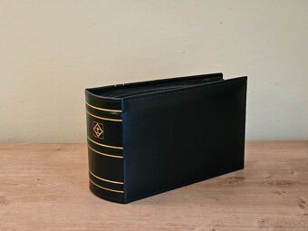 Leuchtturm ZELENÝ album pre 100 listov - 2