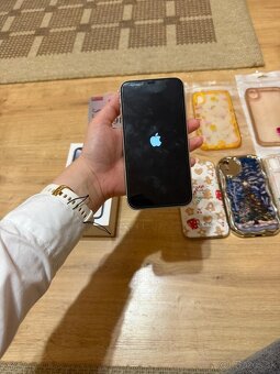iPhone XR - 2