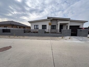 Brány, Ploty, Prístrešky, Zábradlia - 2