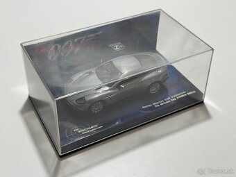 Aston Martin V12 Vanquish 1:43 – Minichamps (James Bond) - 2
