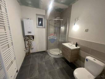 REZERVOVANÝ Rodinný dom v procese rekonštrukcie pred dokonče - 2