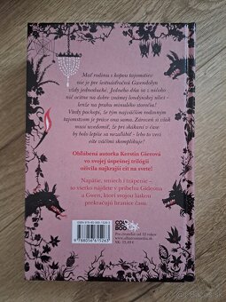 Predám knihu Červená ako rubín - Kerstin Gierová - 2