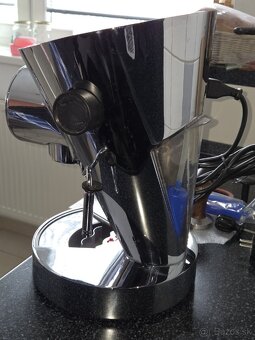 pákový, dizajnový kávovar Bugatti Diva - 2