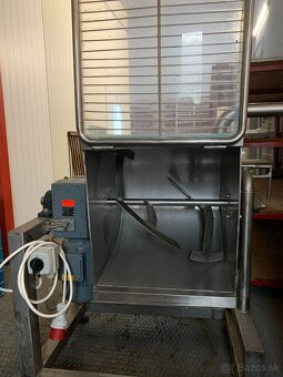 Predám miešačku mäsa a sypkých materiálov - 2