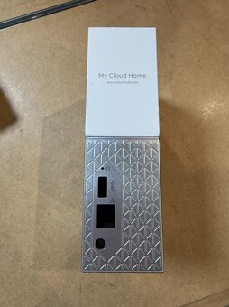 Predám prázdny box na disk značka WD - 2