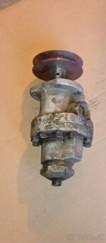 Hydraulické čerpadlo s remenicou - 2