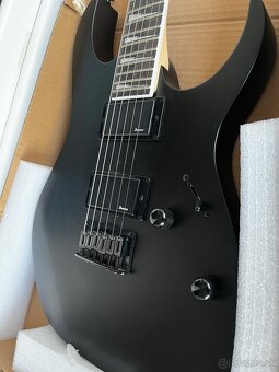Elektricka gitara Ibanez + kombo Tender - 2