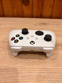 Xbox series s ovládač - 2