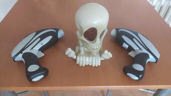 Lovec Duchů - 2 pistole - 2