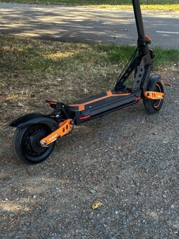 Predám elektrickú kolobežku KuKirin G2 Max - 2
