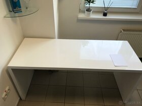 Luxusný kancelársky stôl so zásuvkovou skrinkou - 2