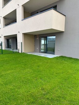 Moderný byt s predzáhradou 200m2 Centrum - 2