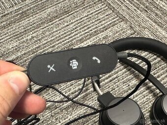 Sluchátka Lenovo Go Wired ANC Headset - 2