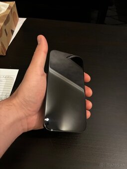 Apple iPhone 15 128GB - 2