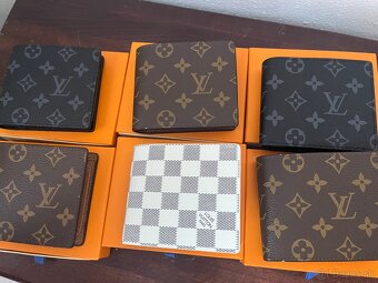 Louis Vuitton - 2