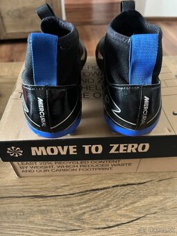 Predám kopačky NIKE - 2