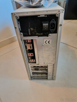 domáci PC, INTEL 3.3GH, 8GB RAM, 120GB SSD, GTX 1070, WIN 10 - 2