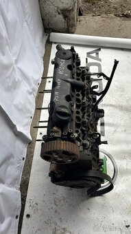 Peugeot Citroën 2.OHdi Motor - 2