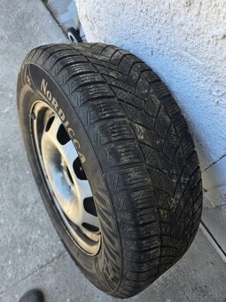 Predám sadu 4 zimných kolies 215/65/R16 - 2