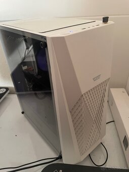 Herný počítač + Monitor so stojanom 144hz - 2