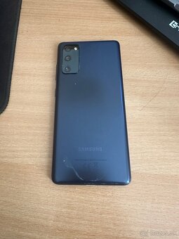 Samsung S20 FE - 2