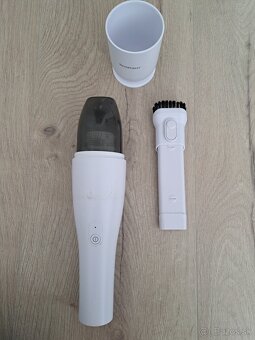 Ručny vysavac silvercrest biely - 2