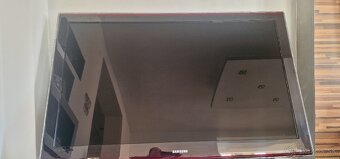 LCD Samsung  LE52A656A1F. /POSKODENIE/ - 2