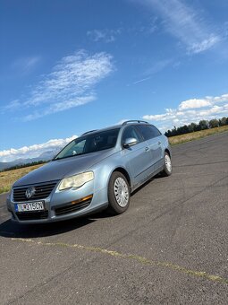 Volkswagen Passat B6 - 2