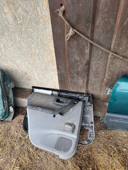 Subaru Forester 1998 náhradné diely - 2