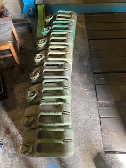 predam ocelove kanistre 20L - 2