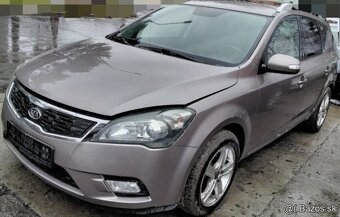 Kia Ceed Predám DVERE a iné g4fa - 2
