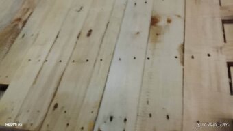 malé palety plné - 2