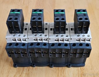stýkač Schneider Electric 40A cievka 48 V, DC - 2