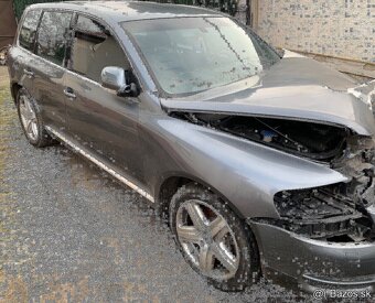 Rozpredam Volkswagen Touareg 5.0 V10 TDI 230kw AYH 4x4 - 2