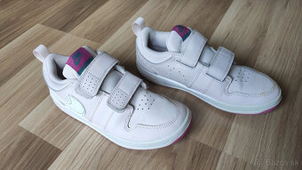 Dievčenské tenisky Nike veľ.33.5 - 2