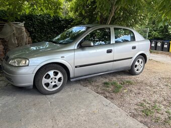 Opel Astra 1.6 16V - 2