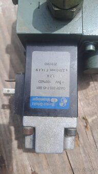 Hydraulický rozvádzač 24v - 2