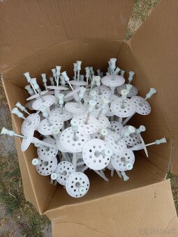 Predam fasadnu hmoždinu 30cm 100kus - 2