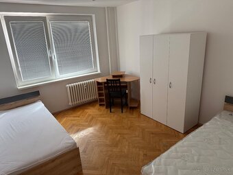 Velky 3 izbovy byt prenajom - 2