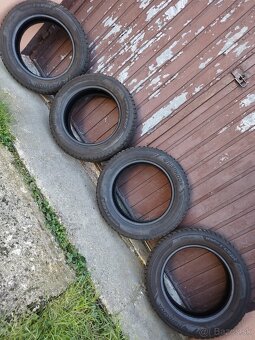 zimne pneumatiky 175/65 r15 hankook - 2