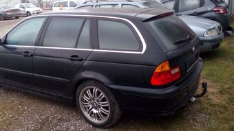 Bmw E46 touring zadny naraznik - 2