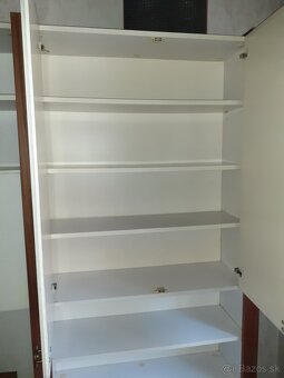 Darujem bielu obyvaciu retro stenu - 2