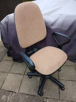 Kancelárska stolička - 2