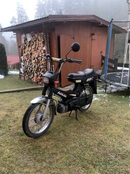 Predám motorku Hero puch automatic - 2