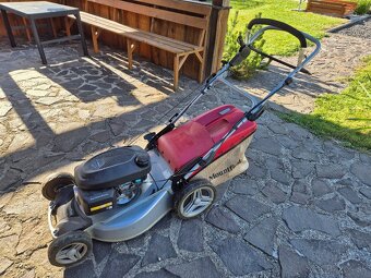 Predám BENZÍNOVÚ KOSAČKU SP 535 HW 4S - 2