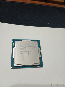 Predám procesor INTEL CELERON G4930 s chladičom - 2