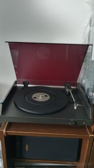 Gramofon tesla nc 470 - 2